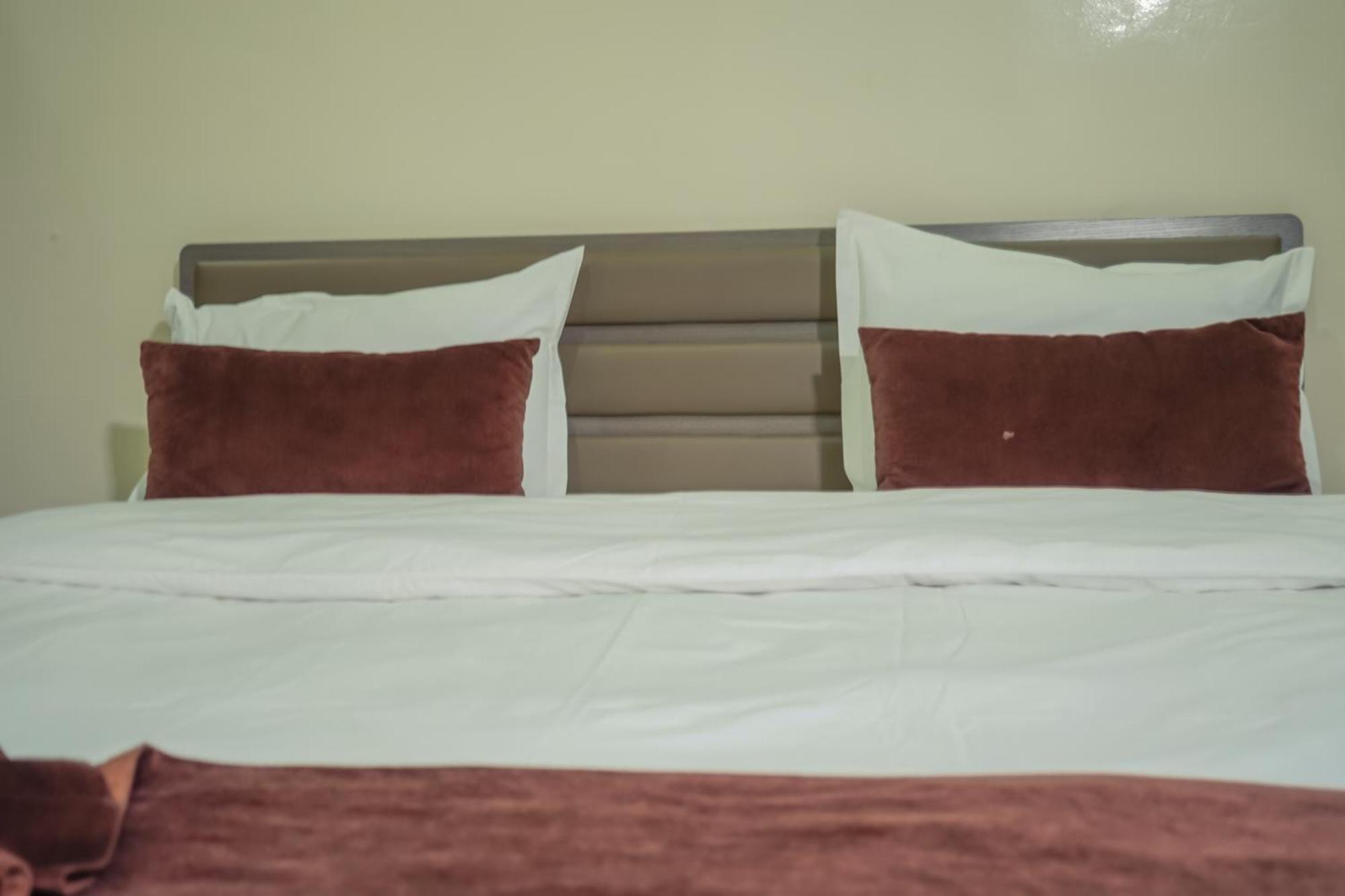 Urban Hotel ヌアクショット エクステリア 写真