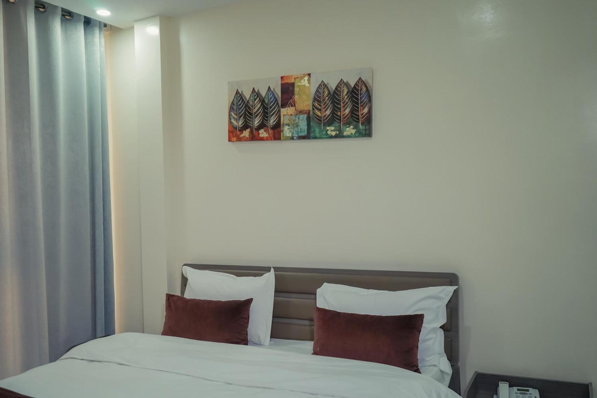 Urban Hotel ヌアクショット エクステリア 写真